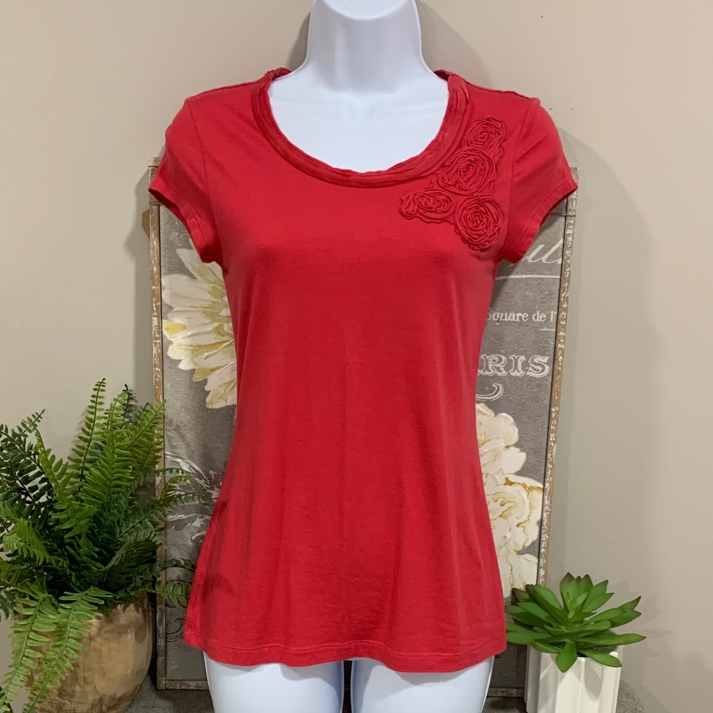 BANANA REPUBLIC Hot Pink Floral Accent Short Sleeve Blouse S